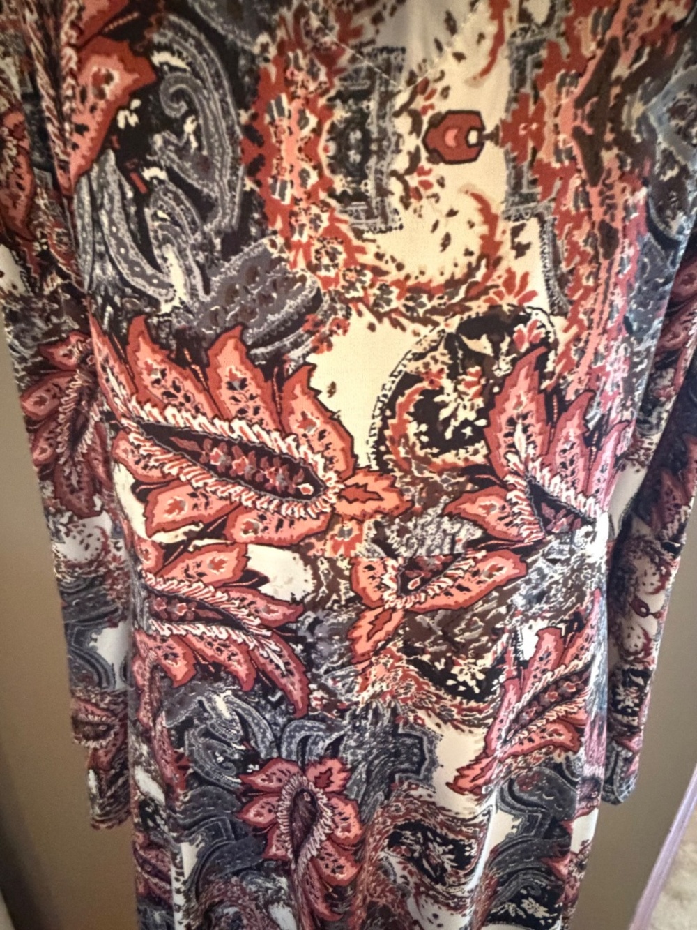 Venus Boho Paisley Print Floral Bell Sleeve lace up V-Neck, Festival Size Medium - Picture 6 of 11